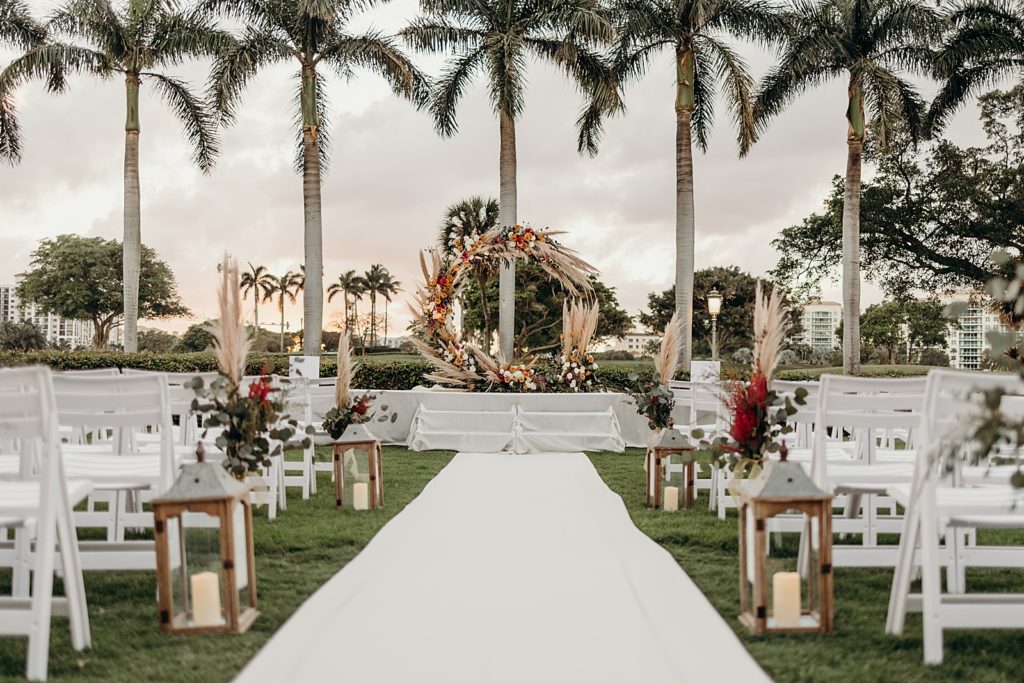 Detail shot Ceremony area with palm trees