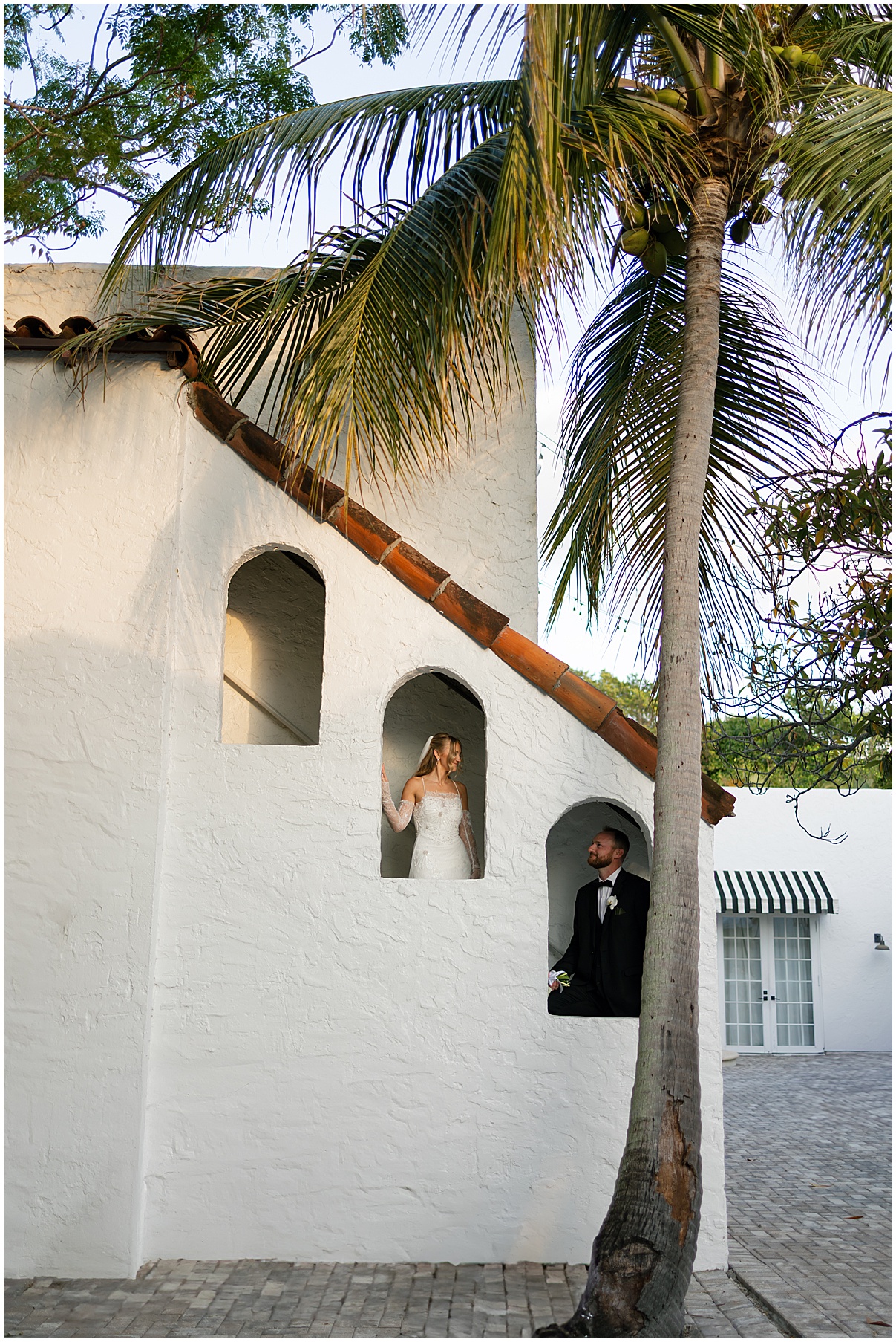 west palm beach wedding photographer rich hippies house bride and groom portraits